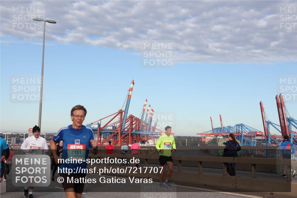 03.10.2024 - Köhlbrandbrückenlauf Matties Gatica Varas http://msf.ph/oto/7217707 03.10.2024 09:40:26 Position 2 827, 517, 2151, 1655 meine-sportfotos.de