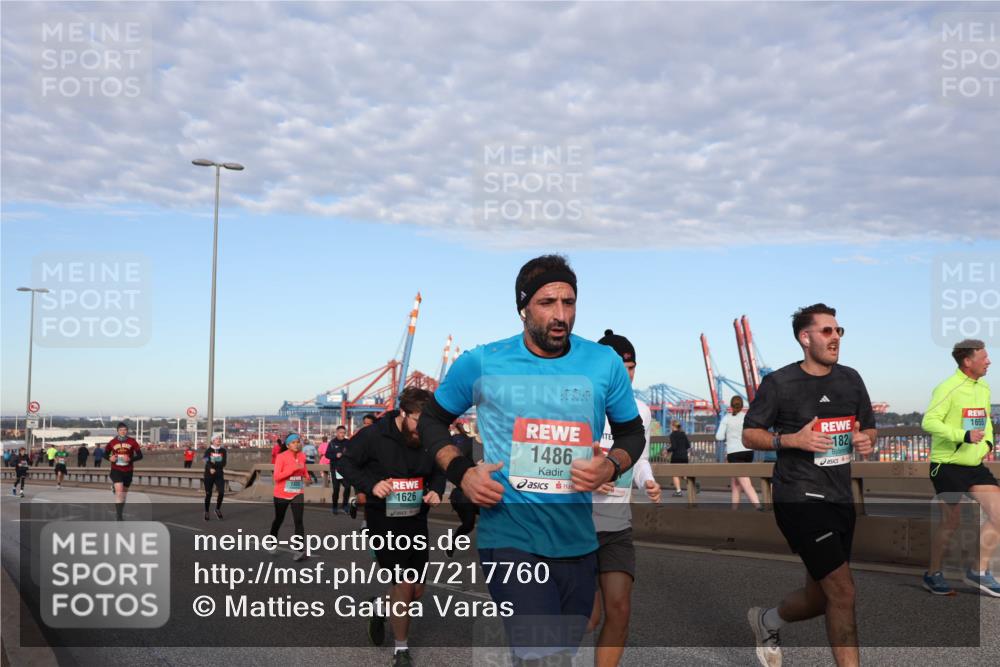 03.10.2024 - Köhlbrandbrückenlauf Matties Gatica Varas http://msf.ph/oto/7217760 03.10.2024 09:40:29 Position 2 1626, 1486, 182, 1655 meine-sportfotos.de