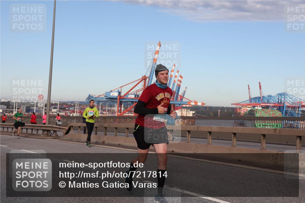 03.10.2024 - Köhlbrandbrückenlauf Matties Gatica Varas http://msf.ph/oto/7217814 03.10.2024 09:40:34 Position 2 1, 1574, 1955 meine-sportfotos.de