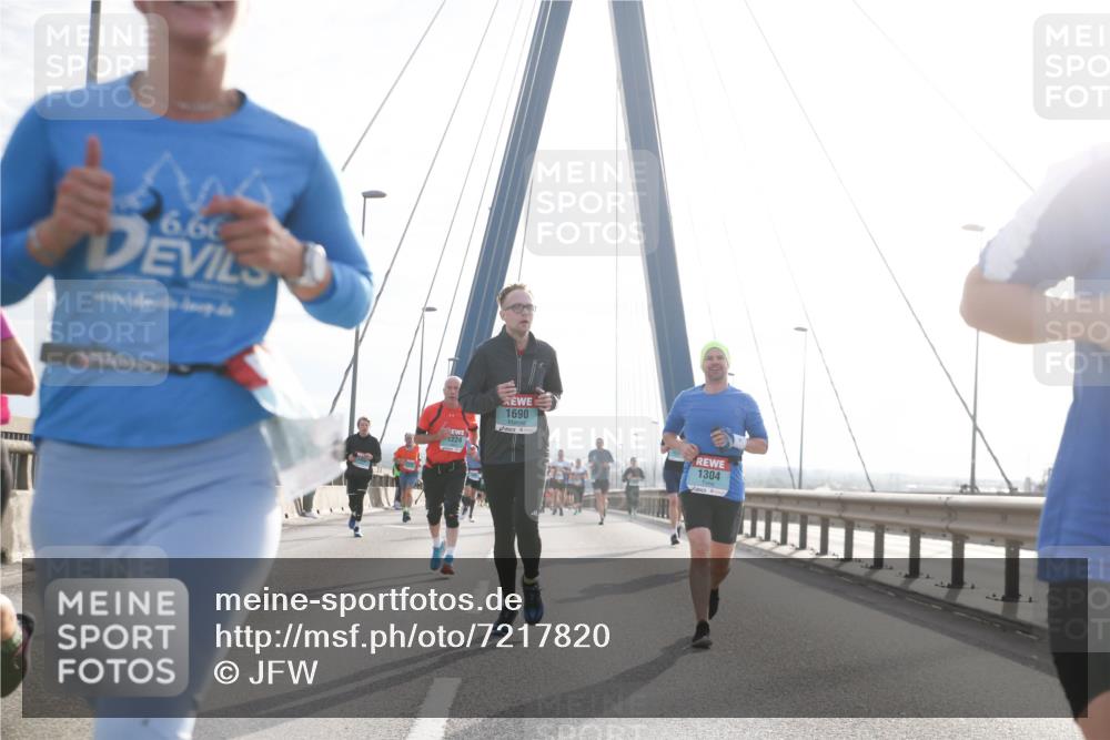 03.10.2024 - Köhlbrandbrückenlauf Jannik Wohlers http://msf.ph/oto/7217820 03.10.2024 09:22:56 Position 1 6, 66, 1690, 1224, 1304 meine-sportfotos.de