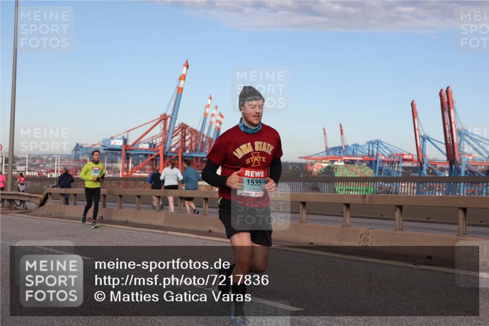 03.10.2024 - Köhlbrandbrückenlauf Matties Gatica Varas http://msf.ph/oto/7217836 03.10.2024 09:40:35 Position 2 1574, 1535 meine-sportfotos.de