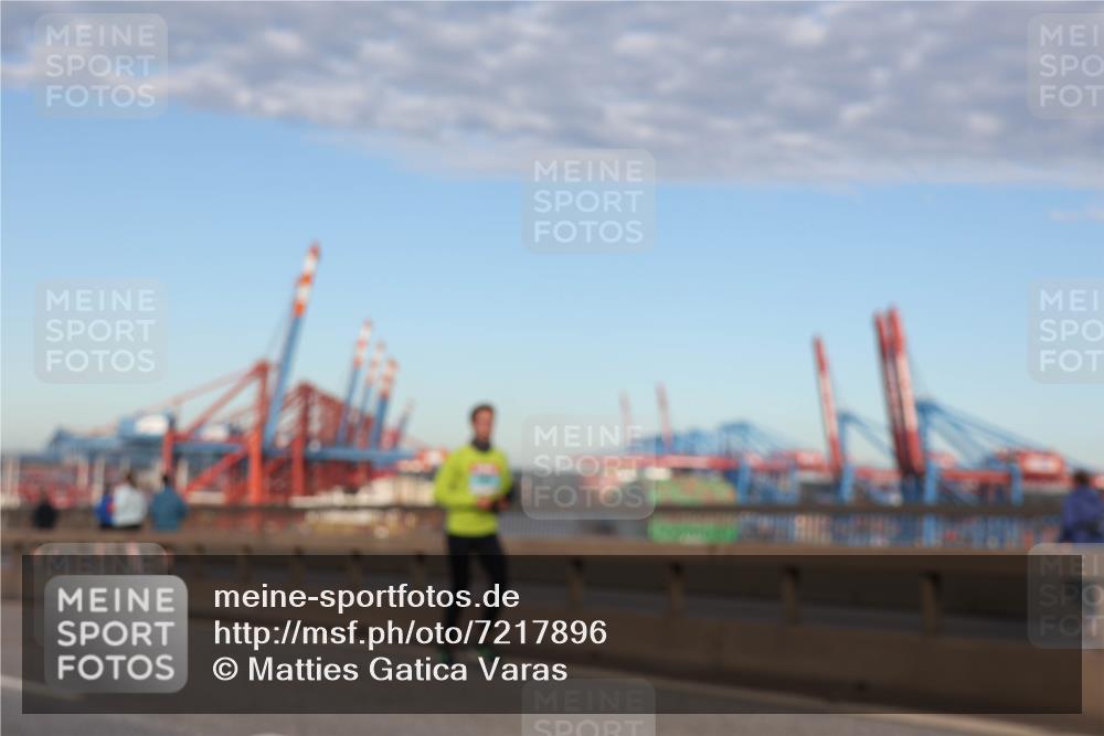 03.10.2024 - Köhlbrandbrückenlauf Matties Gatica Varas http://msf.ph/oto/7217896 03.10.2024 09:40:37 Position 2  meine-sportfotos.de