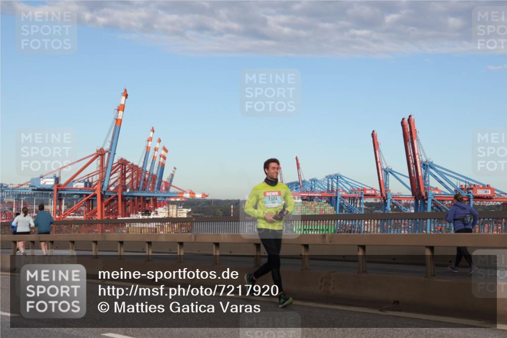 03.10.2024 - Köhlbrandbrückenlauf Matties Gatica Varas http://msf.ph/oto/7217920 03.10.2024 09:40:38 Position 2 1574 meine-sportfotos.de