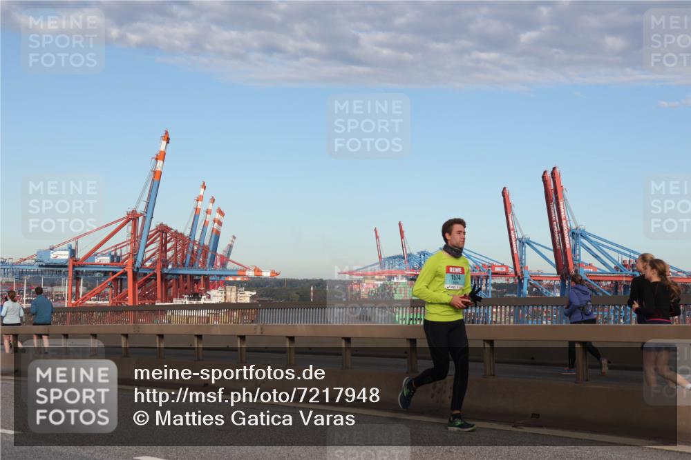 03.10.2024 - Köhlbrandbrückenlauf Matties Gatica Varas http://msf.ph/oto/7217948 03.10.2024 09:40:38 Position 2 1574 meine-sportfotos.de