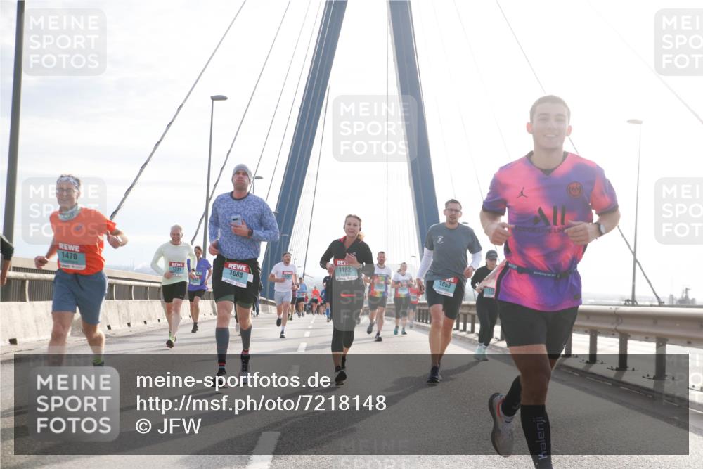 03.10.2024 - Köhlbrandbrückenlauf Jannik Wohlers http://msf.ph/oto/7218148 03.10.2024 09:23:03 Position 1 1470 meine-sportfotos.de