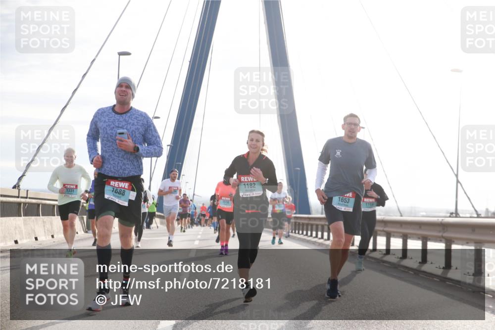 03.10.2024 - Köhlbrandbrückenlauf Jannik Wohlers http://msf.ph/oto/7218181 03.10.2024 09:23:03 Position 1 1518, 1688, 1331, 1182, 1653, 1159 meine-sportfotos.de