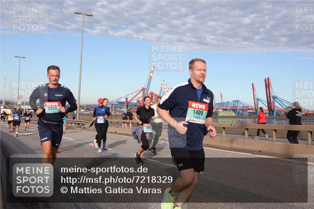 03.10.2024 - Köhlbrandbrückenlauf Matties Gatica Varas http://msf.ph/oto/7218329 03.10.2024 09:40:55 Position 2 2059, 1412, 1600, 1409 meine-sportfotos.de