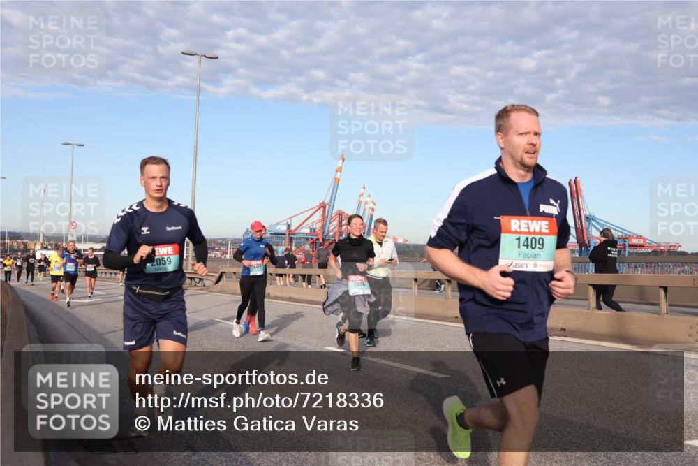 03.10.2024 - Köhlbrandbrückenlauf Matties Gatica Varas http://msf.ph/oto/7218336 03.10.2024 09:40:56 Position 2 059, 1412, 1600, 1409 meine-sportfotos.de
