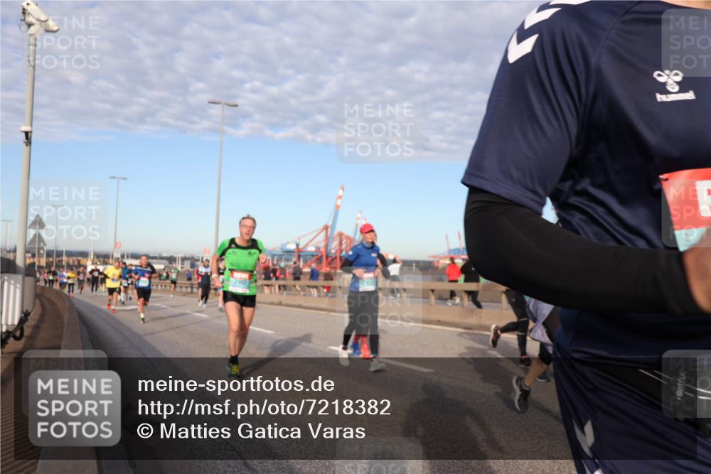 03.10.2024 - Köhlbrandbrückenlauf Matties Gatica Varas http://msf.ph/oto/7218382 03.10.2024 09:40:57 Position 2  meine-sportfotos.de