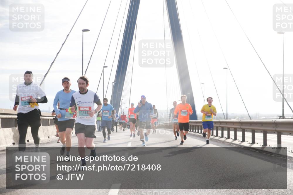 03.10.2024 - Köhlbrandbrückenlauf Jannik Wohlers http://msf.ph/oto/7218408 03.10.2024 09:23:14 Position 1 124, 1595, 1488, 2083, 1486 meine-sportfotos.de