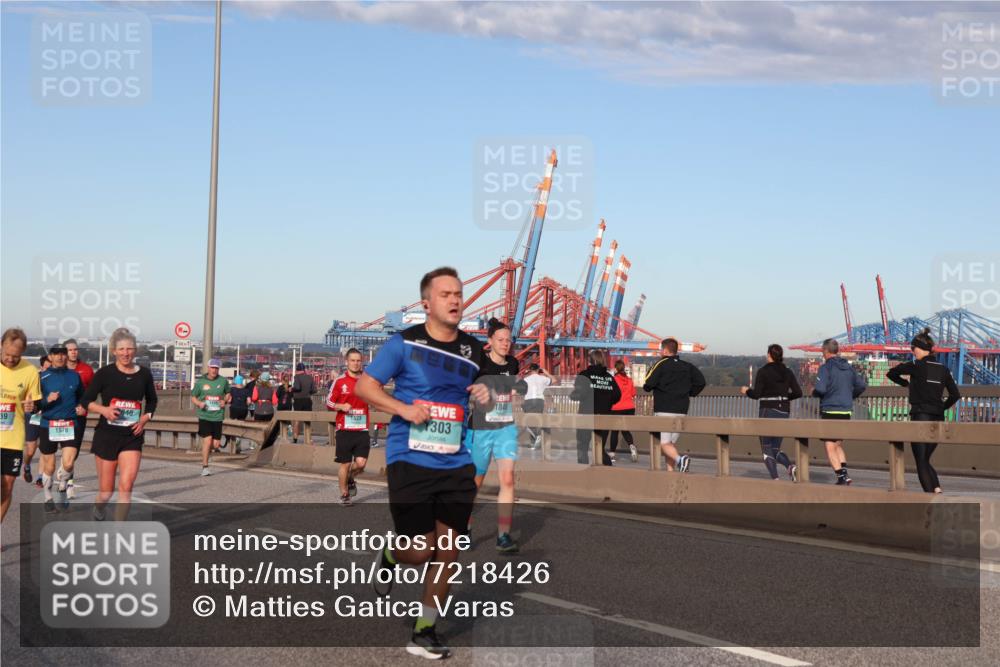 03.10.2024 - Köhlbrandbrückenlauf Matties Gatica Varas http://msf.ph/oto/7218426 03.10.2024 09:41:00 Position 2 39, 840, 1523, 1970, 1848, 303 meine-sportfotos.de