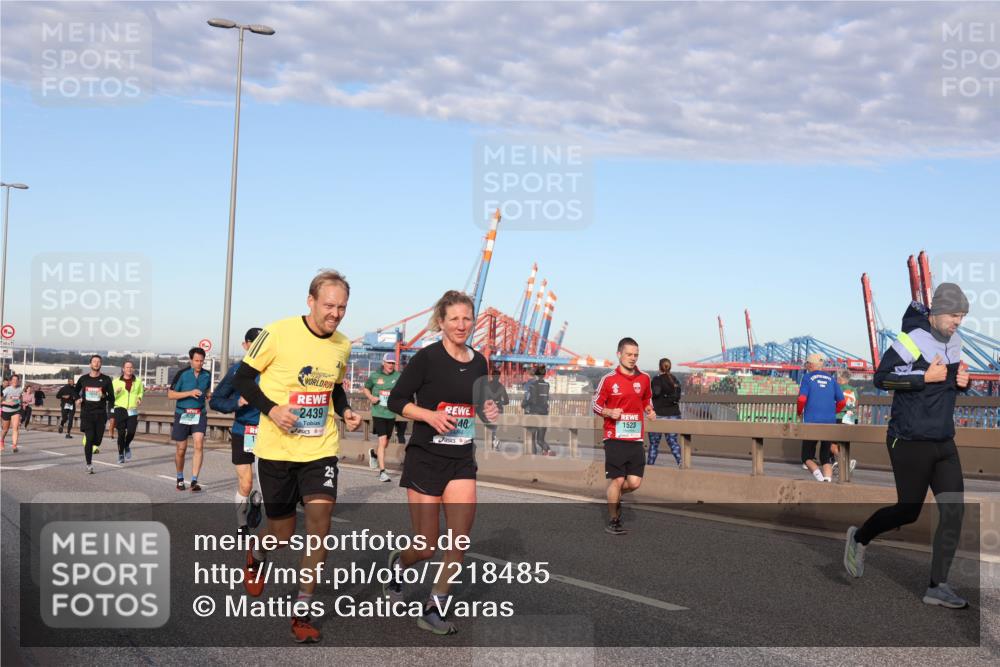 03.10.2024 - Köhlbrandbrückenlauf Matties Gatica Varas http://msf.ph/oto/7218485 03.10.2024 09:41:03 Position 2 2439, 40, 21, 1523 meine-sportfotos.de