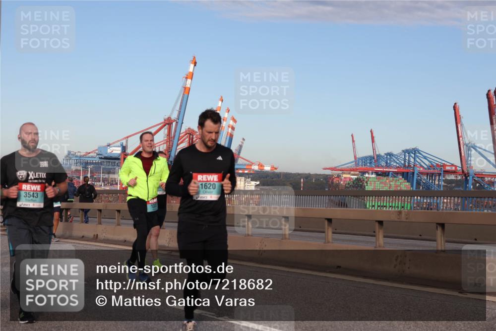 03.10.2024 - Köhlbrandbrückenlauf Matties Gatica Varas http://msf.ph/oto/7218682 03.10.2024 09:41:08 Position 2 3543, 1620 meine-sportfotos.de