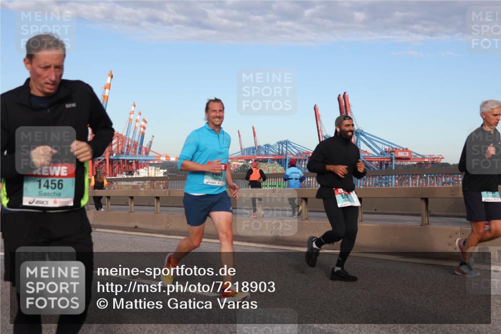 03.10.2024 - Köhlbrandbrückenlauf Matties Gatica Varas http://msf.ph/oto/7218903 03.10.2024 09:41:15 Position 2 1456, 1446 meine-sportfotos.de