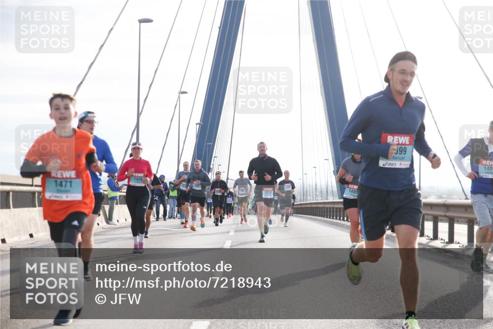 03.10.2024 - Köhlbrandbrückenlauf Jannik Wohlers http://msf.ph/oto/7218943 03.10.2024 09:23:35 Position 1 1471, 1495, 1424, 2728, 399, 149 meine-sportfotos.de