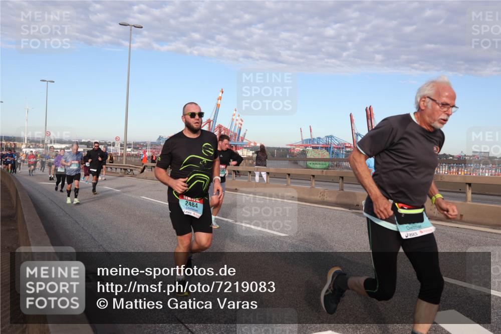 03.10.2024 - Köhlbrandbrückenlauf Matties Gatica Varas http://msf.ph/oto/7219083 03.10.2024 09:41:24 Position 2 2484 meine-sportfotos.de