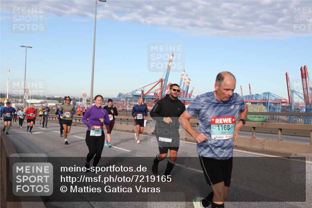 03.10.2024 - Köhlbrandbrückenlauf Matties Gatica Varas http://msf.ph/oto/7219165 03.10.2024 09:41:28 Position 2 1936, 1560, 184, 1168 meine-sportfotos.de