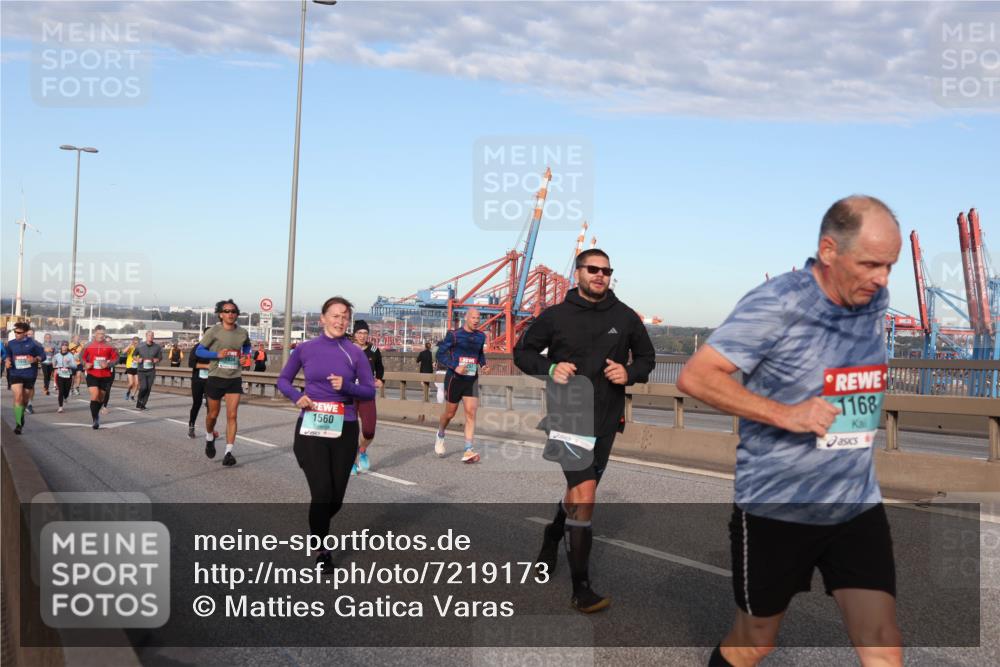 03.10.2024 - Köhlbrandbrückenlauf Matties Gatica Varas http://msf.ph/oto/7219173 03.10.2024 09:41:28 Position 2 1560, 1168 meine-sportfotos.de