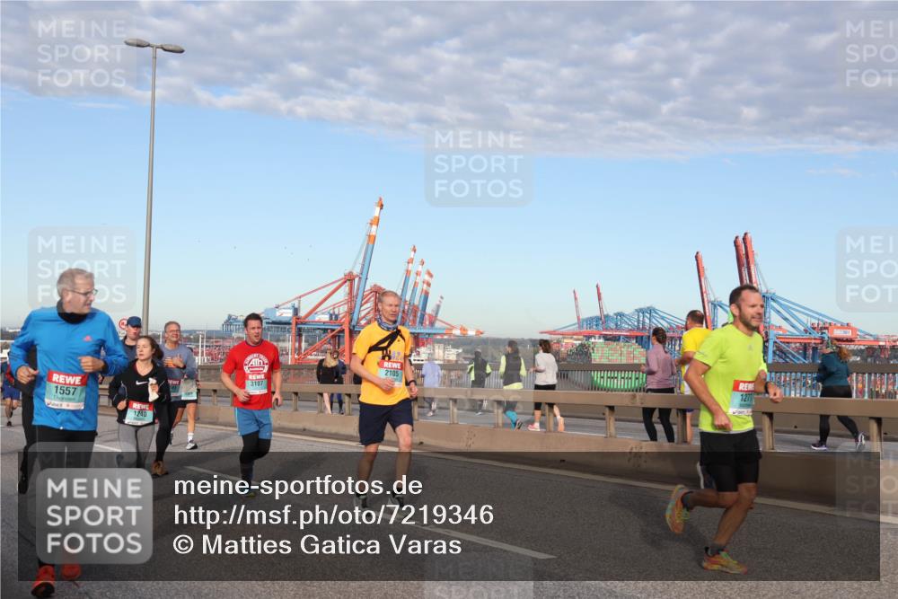 03.10.2024 - Köhlbrandbrückenlauf Matties Gatica Varas http://msf.ph/oto/7219346 03.10.2024 09:41:39 Position 2 1557, 1240, 2105, 3107, 1271 meine-sportfotos.de