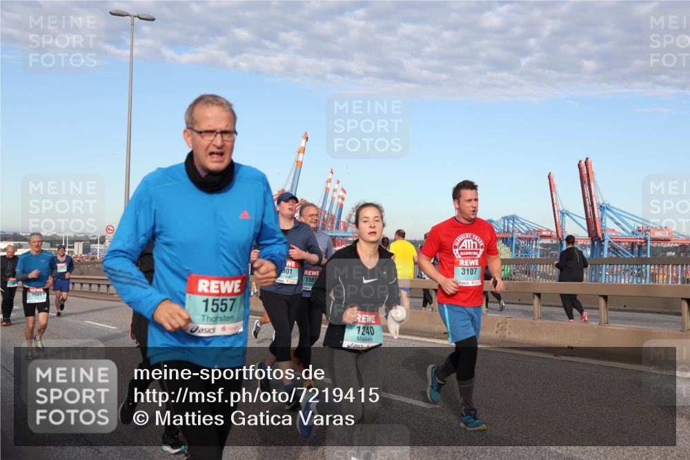 03.10.2024 - Köhlbrandbrückenlauf Matties Gatica Varas http://msf.ph/oto/7219415 03.10.2024 09:41:41 Position 2 1541, 1557, 901, 1565, 1240, 3107 meine-sportfotos.de