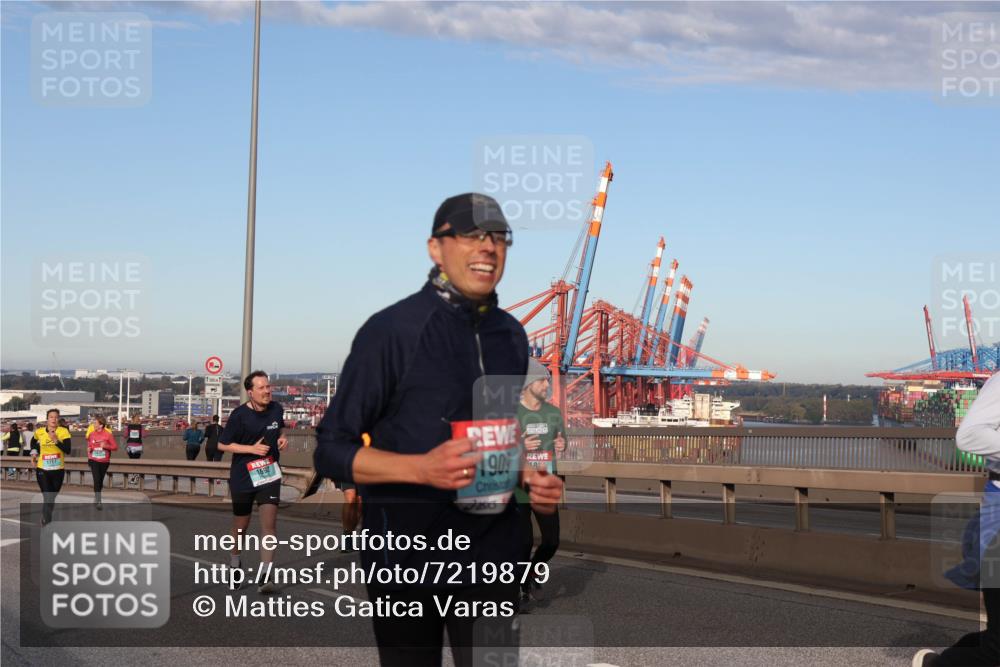 03.10.2024 - Köhlbrandbrückenlauf Matties Gatica Varas http://msf.ph/oto/7219879 03.10.2024 09:41:57 Position 2 1717, 1909, 18 meine-sportfotos.de