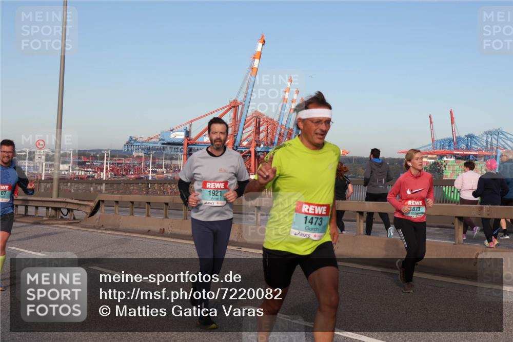 03.10.2024 - Köhlbrandbrückenlauf Matties Gatica Varas http://msf.ph/oto/7220082 03.10.2024 09:42:06 Position 2 07, 500, 1921, 1473, 873 meine-sportfotos.de