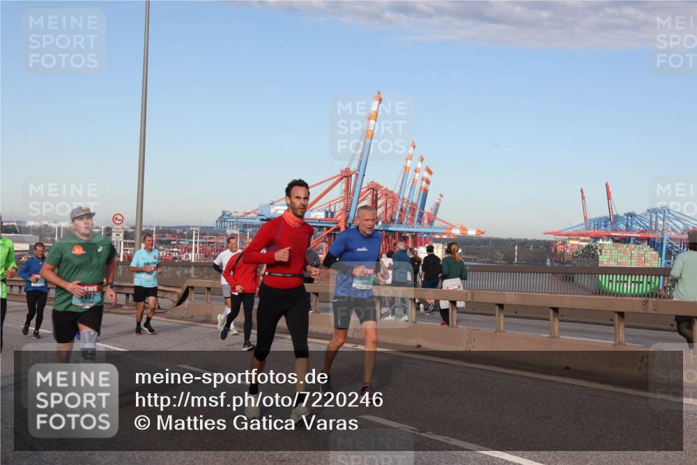 03.10.2024 - Köhlbrandbrückenlauf Matties Gatica Varas http://msf.ph/oto/7220246 03.10.2024 09:42:10 Position 2 497, 2347 meine-sportfotos.de