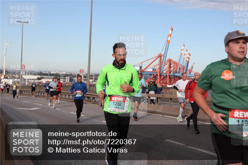 03.10.2024 - Köhlbrandbrückenlauf Matties Gatica Varas http://msf.ph/oto/7220367 03.10.2024 09:42:13 Position 2 1917, 1288, 149 meine-sportfotos.de