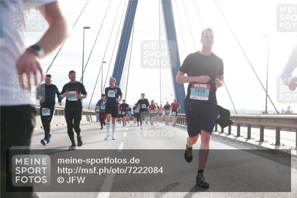03.10.2024 - Köhlbrandbrückenlauf Jannik Wohlers http://msf.ph/oto/7222084 03.10.2024 09:23:57 Position 1 1519, 1387, 1144, 1930 meine-sportfotos.de