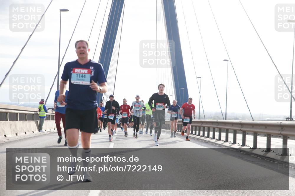 03.10.2024 - Köhlbrandbrückenlauf Jannik Wohlers http://msf.ph/oto/7222149 03.10.2024 09:23:59 Position 1 1144, 2612, 1036 meine-sportfotos.de