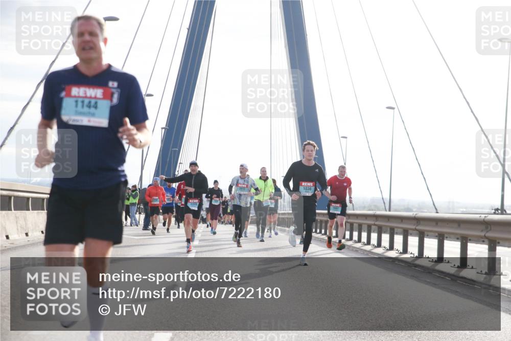 03.10.2024 - Köhlbrandbrückenlauf Jannik Wohlers http://msf.ph/oto/7222180 03.10.2024 09:24:00 Position 1 1144, 1728, 1036 meine-sportfotos.de