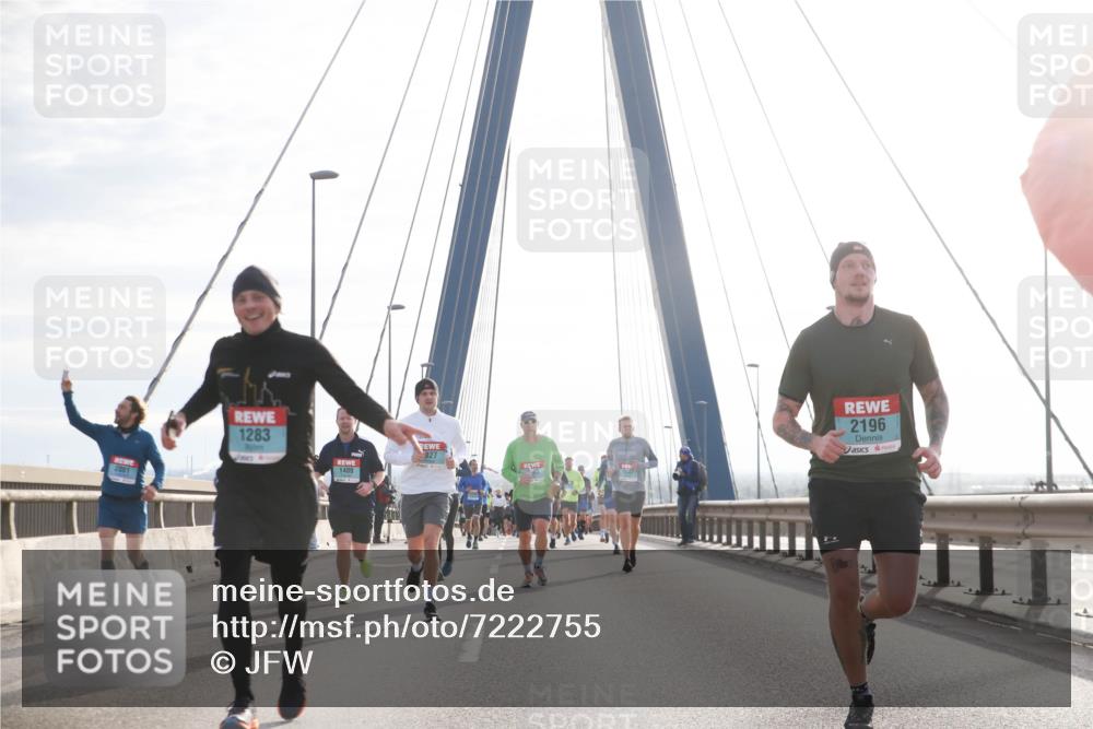 03.10.2024 - Köhlbrandbrückenlauf Jannik Wohlers http://msf.ph/oto/7222755 03.10.2024 09:24:10 Position 1 2001, 1283, 1409, 827, 2196 meine-sportfotos.de
