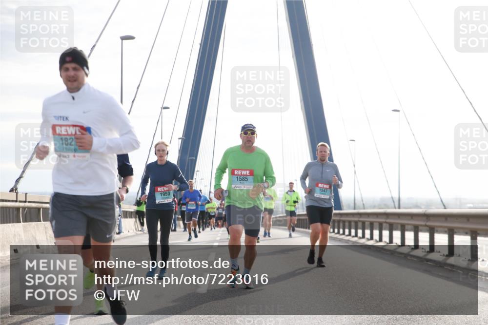 03.10.2024 - Köhlbrandbrückenlauf Jannik Wohlers http://msf.ph/oto/7223016 03.10.2024 09:24:13 Position 1 182, 1950, 1585, 1547 meine-sportfotos.de