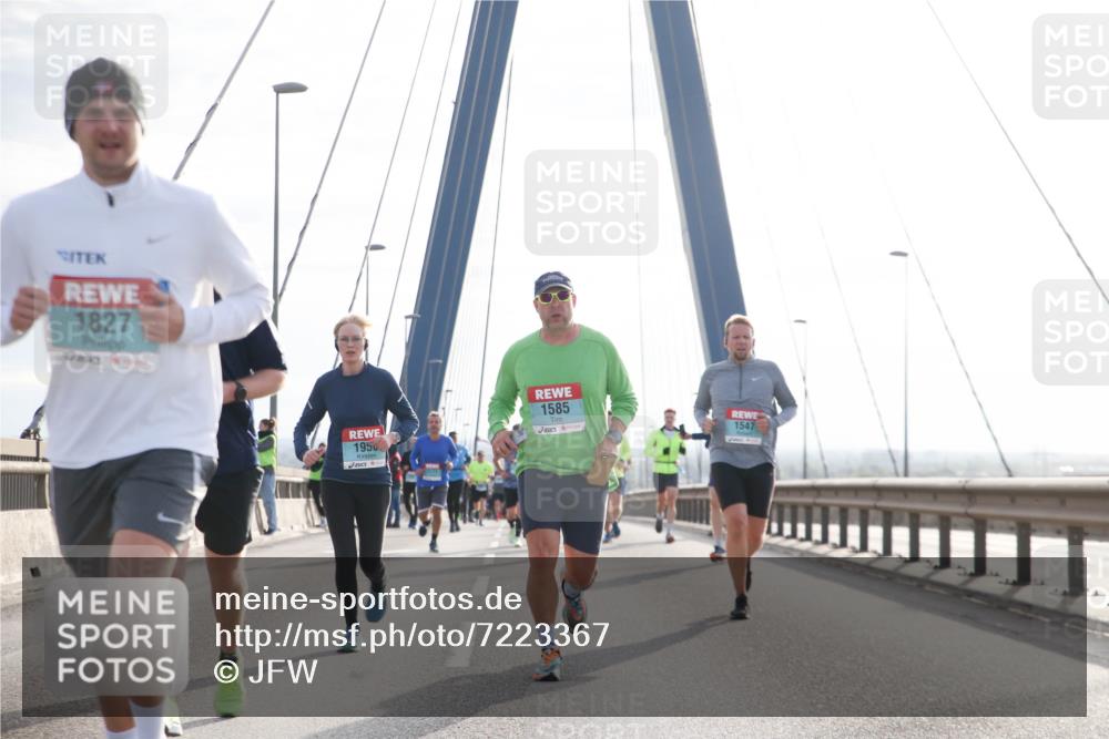 03.10.2024 - Köhlbrandbrückenlauf Jannik Wohlers http://msf.ph/oto/7223367 03.10.2024 09:24:13 Position 1 1827, 1950, 1585, 1547 meine-sportfotos.de