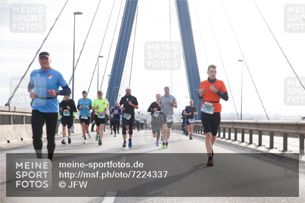 03.10.2024 - Köhlbrandbrückenlauf Jannik Wohlers http://msf.ph/oto/7224337 03.10.2024 09:24:22 Position 1 2079, 138, 2037, 2422 meine-sportfotos.de