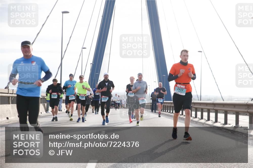 03.10.2024 - Köhlbrandbrückenlauf Jannik Wohlers http://msf.ph/oto/7224376 03.10.2024 09:24:22 Position 1 1626, 2127, 2062, 2138, 2079, 2037, 2422 meine-sportfotos.de