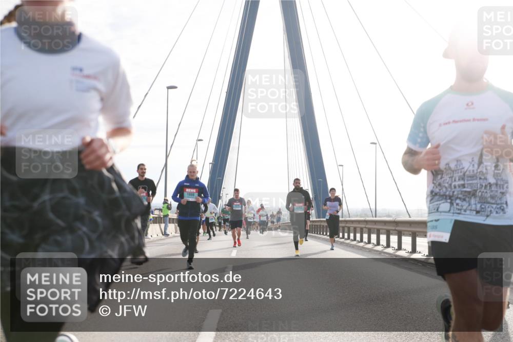 03.10.2024 - Köhlbrandbrückenlauf Jannik Wohlers http://msf.ph/oto/7224643 03.10.2024 09:24:28 Position 1 1808, 2283 meine-sportfotos.de