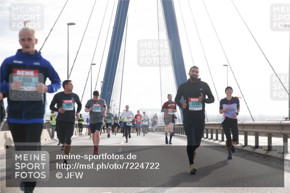 03.10.2024 - Köhlbrandbrückenlauf Jannik Wohlers http://msf.ph/oto/7224722 03.10.2024 09:24:30 Position 1 1808, 1958, 2283, 1279 meine-sportfotos.de
