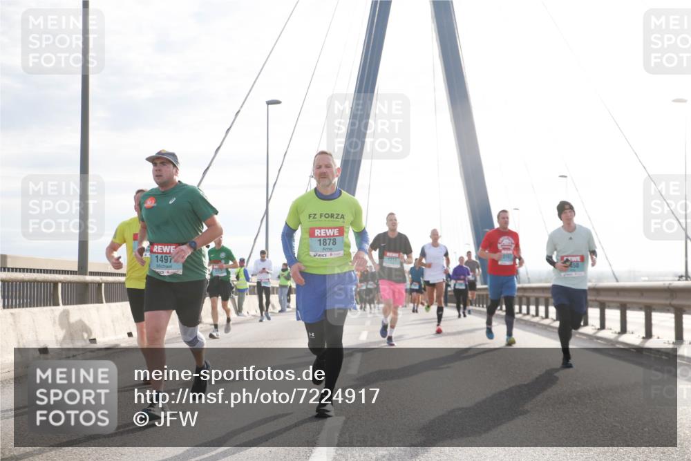 03.10.2024 - Köhlbrandbrückenlauf Jannik Wohlers http://msf.ph/oto/7224917 03.10.2024 09:24:39 Position 1 1497, 1878, 1211, 50 meine-sportfotos.de