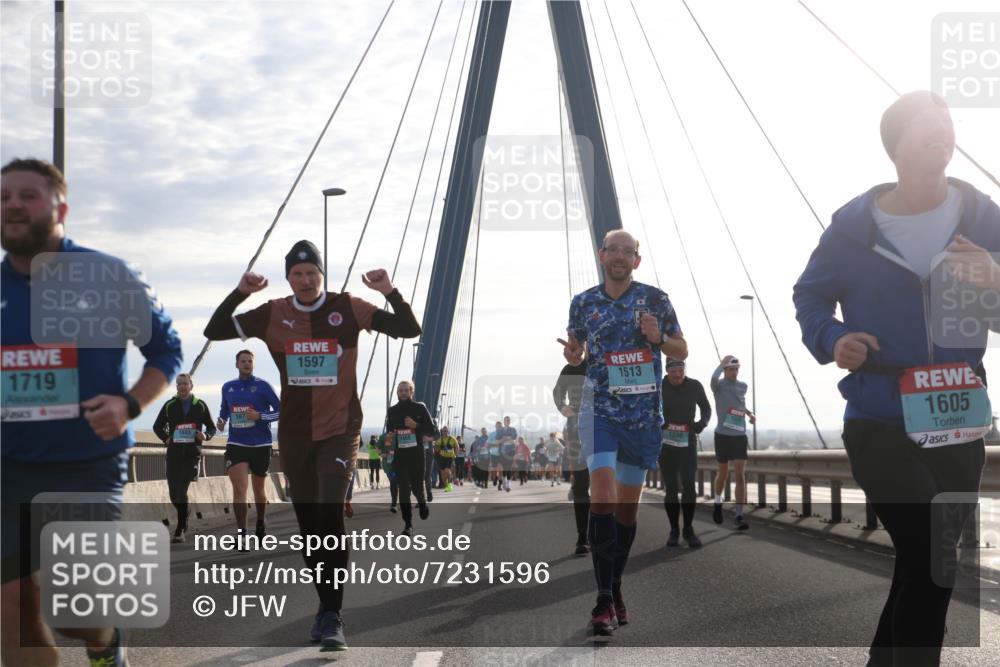 03.10.2024 - Köhlbrandbrückenlauf Jannik Wohlers http://msf.ph/oto/7231596 03.10.2024 09:25:17 Position 1 1719, 1673, 1883, 1597, 1468, 1513, 1590, 1605 meine-sportfotos.de