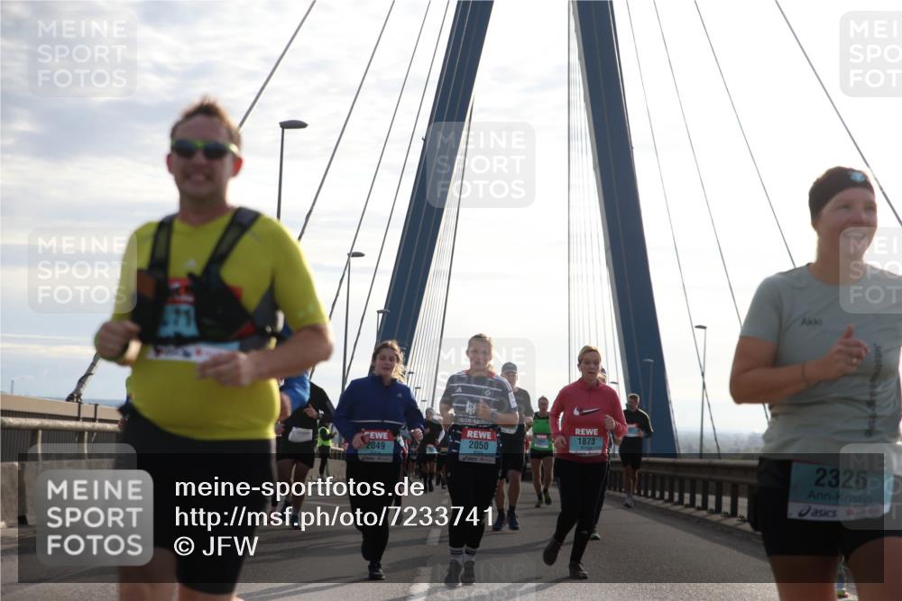 03.10.2024 - Köhlbrandbrückenlauf Jannik Wohlers http://msf.ph/oto/7233741 03.10.2024 09:25:29 Position 1 1873, 2049, 2050, 2326 meine-sportfotos.de