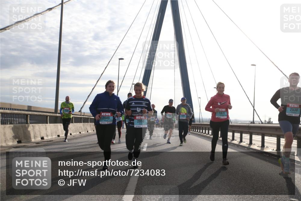 03.10.2024 - Köhlbrandbrückenlauf Jannik Wohlers http://msf.ph/oto/7234083 03.10.2024 09:25:31 Position 1 2049, 2050, 2530, 1873, 1398 meine-sportfotos.de
