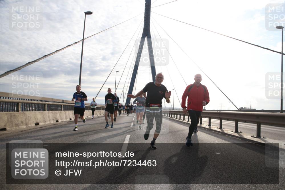03.10.2024 - Köhlbrandbrückenlauf Jannik Wohlers http://msf.ph/oto/7234463 03.10.2024 09:25:41 Position 1 1479 meine-sportfotos.de