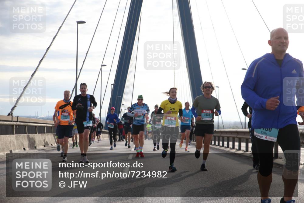 03.10.2024 - Köhlbrandbrückenlauf Jannik Wohlers http://msf.ph/oto/7234982 03.10.2024 09:25:49 Position 1 42, 2105, 1465, 2475, 1717, 1936 meine-sportfotos.de
