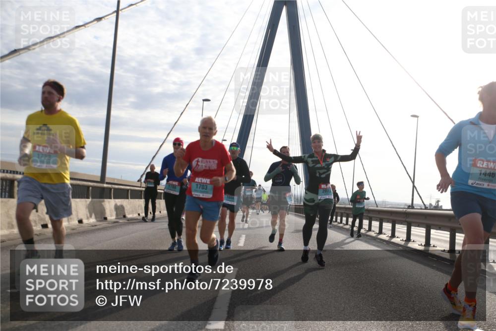 03.10.2024 - Köhlbrandbrückenlauf Jannik Wohlers http://msf.ph/oto/7239978 03.10.2024 09:25:54 Position 1 1722, 1703, 1708, 1666, 2071, 1446 meine-sportfotos.de