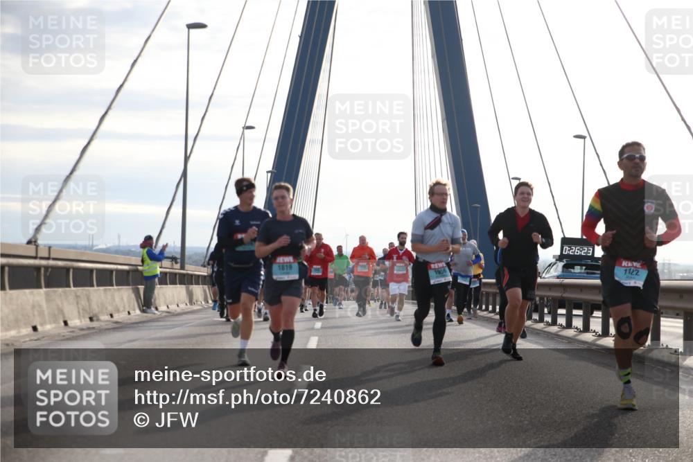 03.10.2024 - Köhlbrandbrückenlauf Jannik Wohlers http://msf.ph/oto/7240862 03.10.2024 09:26:09 Position 1 1819, 1956, 0, 26, 23, 1122 meine-sportfotos.de