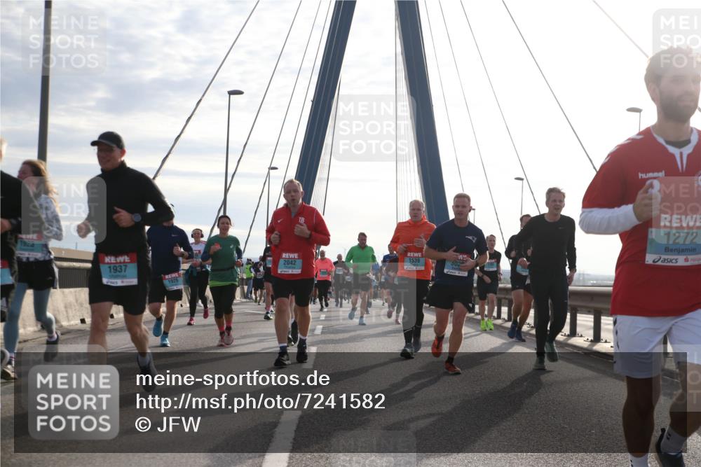 03.10.2024 - Köhlbrandbrückenlauf Jannik Wohlers http://msf.ph/oto/7241582 03.10.2024 09:26:16 Position 1 1923, 1272, 1539, 2042, 302, 1937, 1926 meine-sportfotos.de