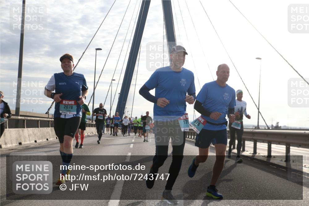 03.10.2024 - Köhlbrandbrückenlauf Jannik Wohlers http://msf.ph/oto/7243747 03.10.2024 09:26:31 Position 1 2078, 2015, 20, 978, 2015, 20 meine-sportfotos.de