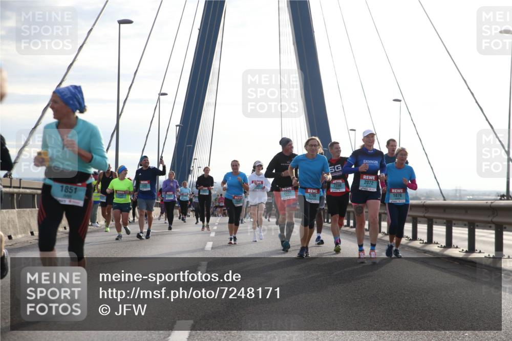03.10.2024 - Köhlbrandbrückenlauf Jannik Wohlers http://msf.ph/oto/7248171 03.10.2024 09:26:57 Position 1 1851, 1711, 1543, 1282, 1601, 1643, 2086, 1798, 2090, 2072, 1876 meine-sportfotos.de