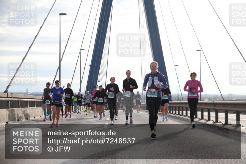 03.10.2024 - Köhlbrandbrückenlauf Jannik Wohlers http://msf.ph/oto/7248537 03.10.2024 09:27:13 Position 1 1510, 2812, 1079, 1526, 2167, 1606 meine-sportfotos.de